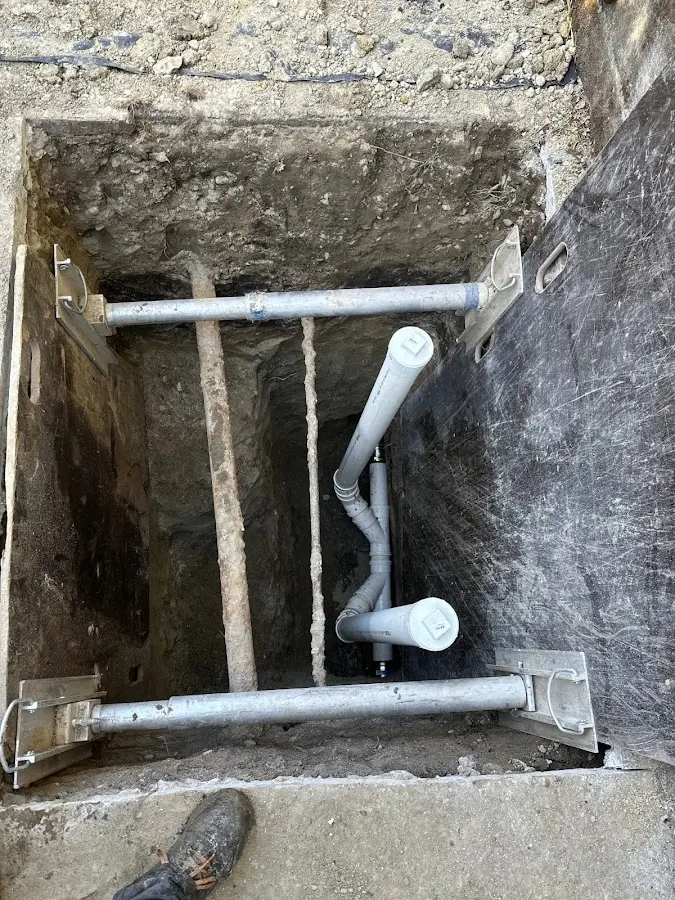 Experienced plumber completing Drain Cleaning work in Zeeland